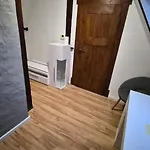 Gemuetliche Mit Terrasse, Naehe Stadtzentrum