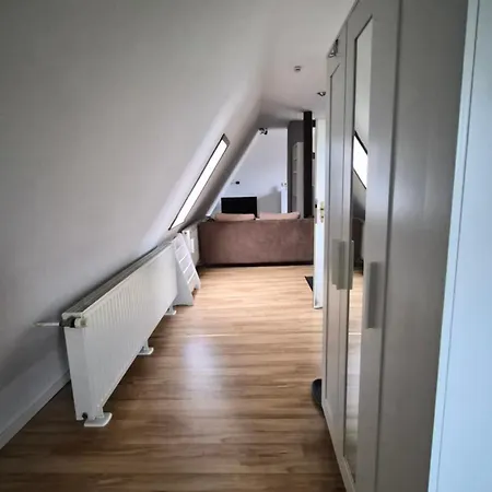 Gemuetliche Mit Terrasse, Naehe Stadtzentrum Appartement