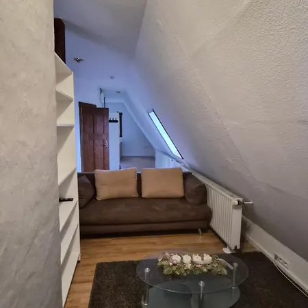 Διαμέρισμα Gemuetliche Mit Terrasse, Naehe Stadtzentrum *